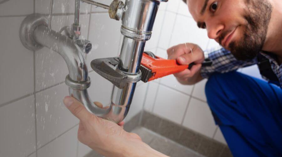Professional expert plumbing services in Richland, IA